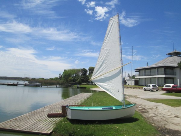 wave dancer yacht design